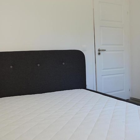 Quiet Residential Area B Taplan - 2 Bedroom And Living Room Apartment Szombathely Extérieur photo